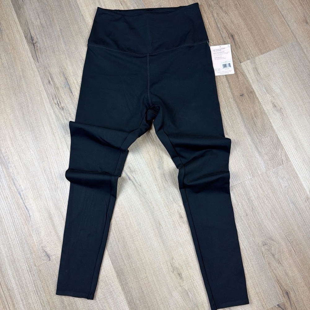 Danskin High Rise Bonded 7/8 Leggings Black NWT‎ Size Small - Picture 4 of 6